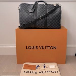 Louis Vuitton Keepall Duffle 45 in Damier Graphite